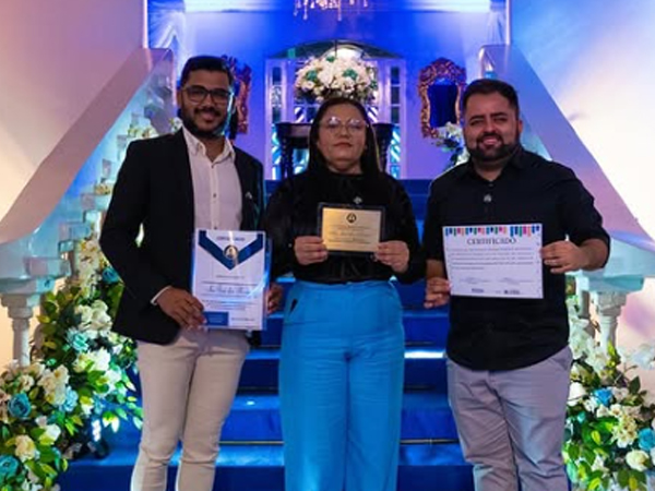 Premiação do Selo ouro no programa Compromisso Nacional com a Alfabetização.